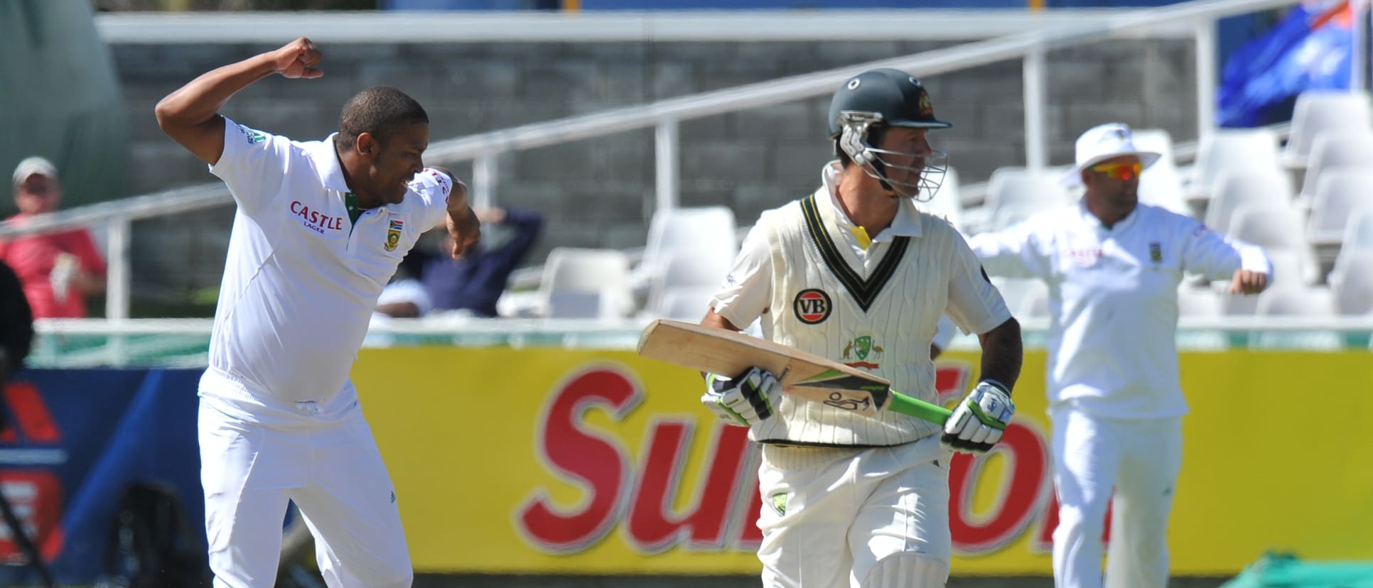 Vernon Philander took an incredible 5/15 in an innings on his Test debut against Australia