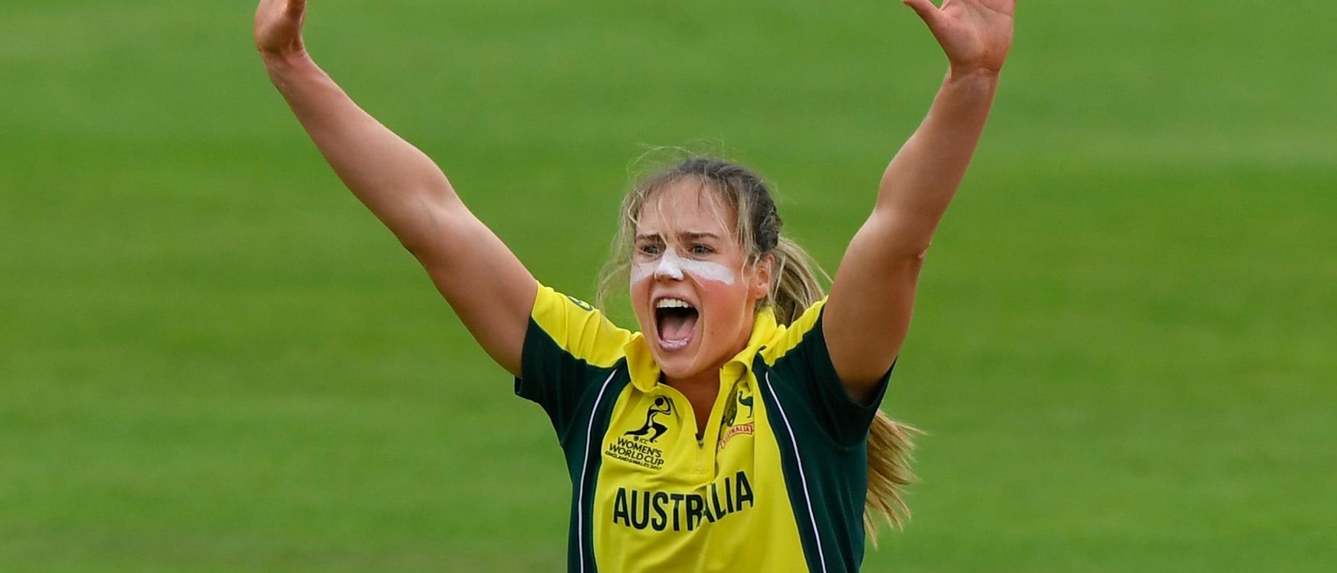 'You’ve got young girls who want to be the next Ellyse Perry, the next Sana Mir; they’ve got those role models that they can see' - Colvin