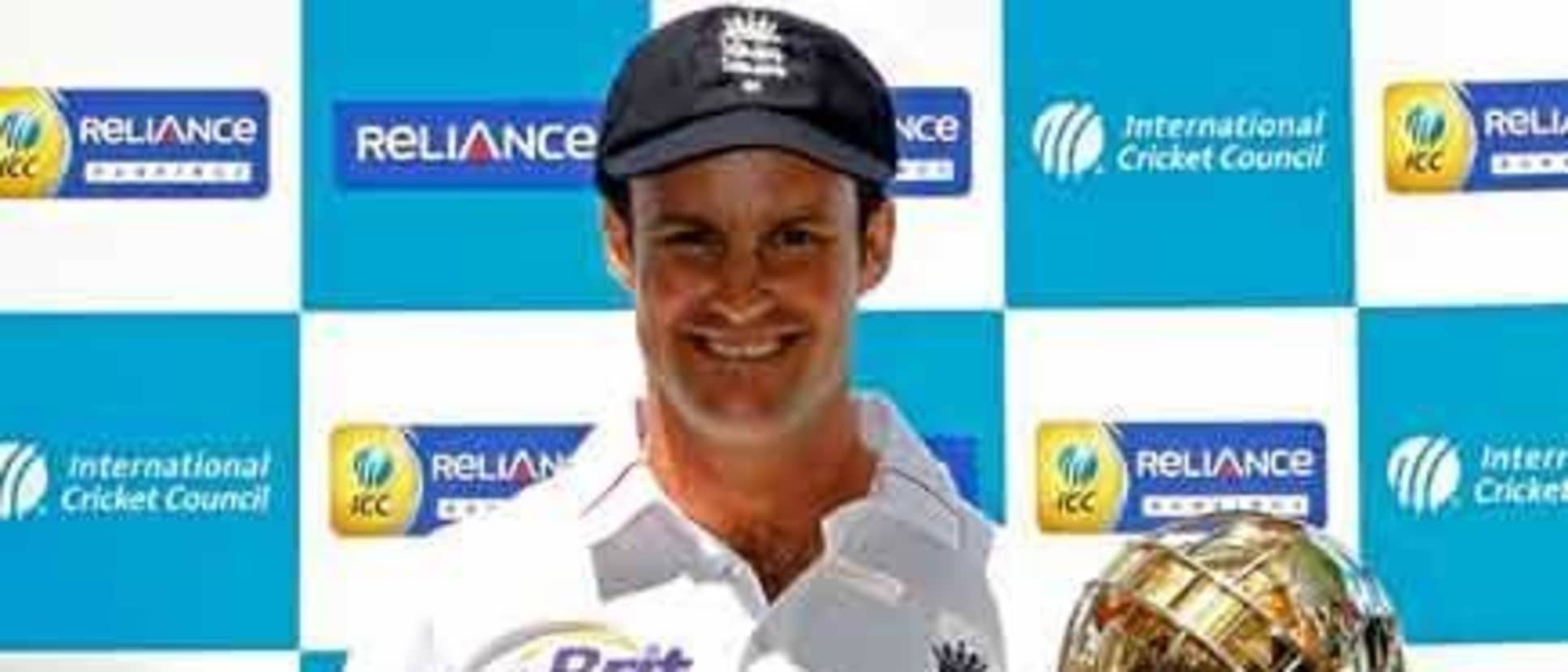 35727 Andrew Strauss
