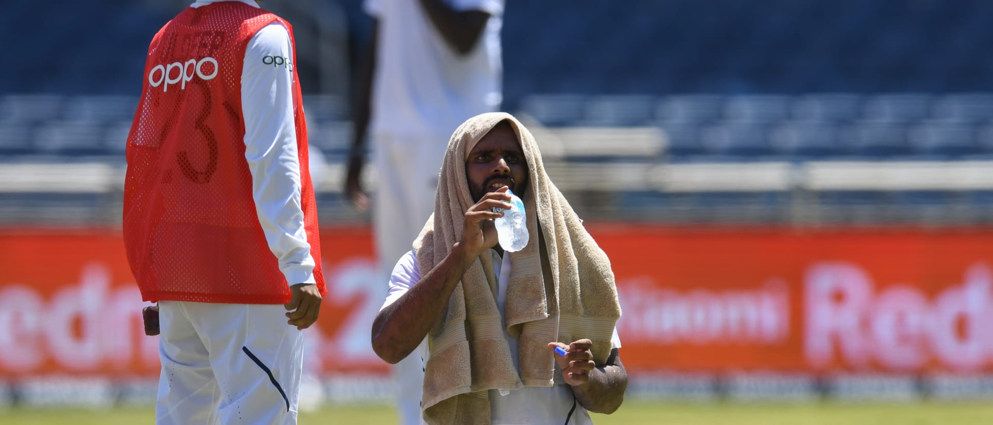 Hanuma Vihari takes a moment to cool down during the course of his century