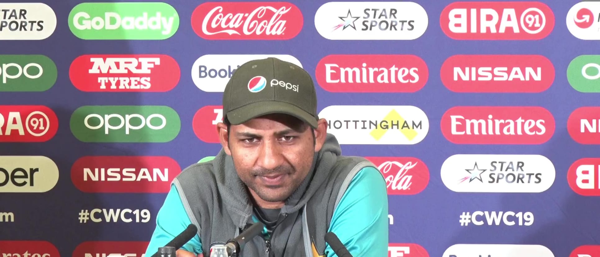 Sarfaraz-Ahmed-PAKISTAN-PRE-CWC-30MAY19_Moment