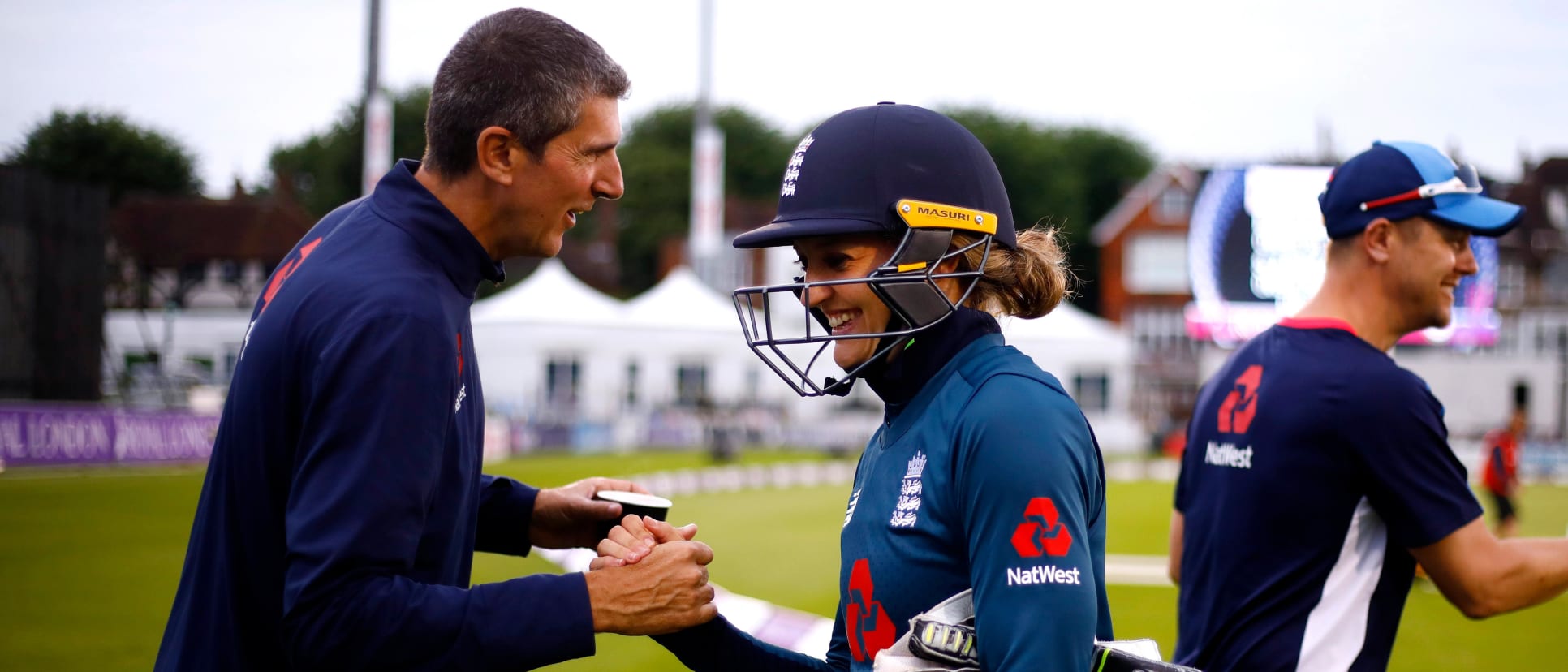 Sarah Taylor & Mark Robinson