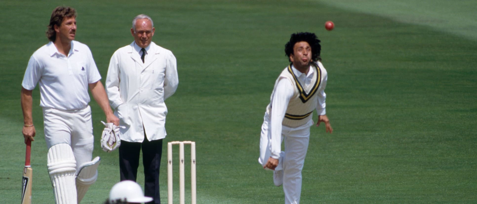 Qadir bowling against England at Headingley in 1987