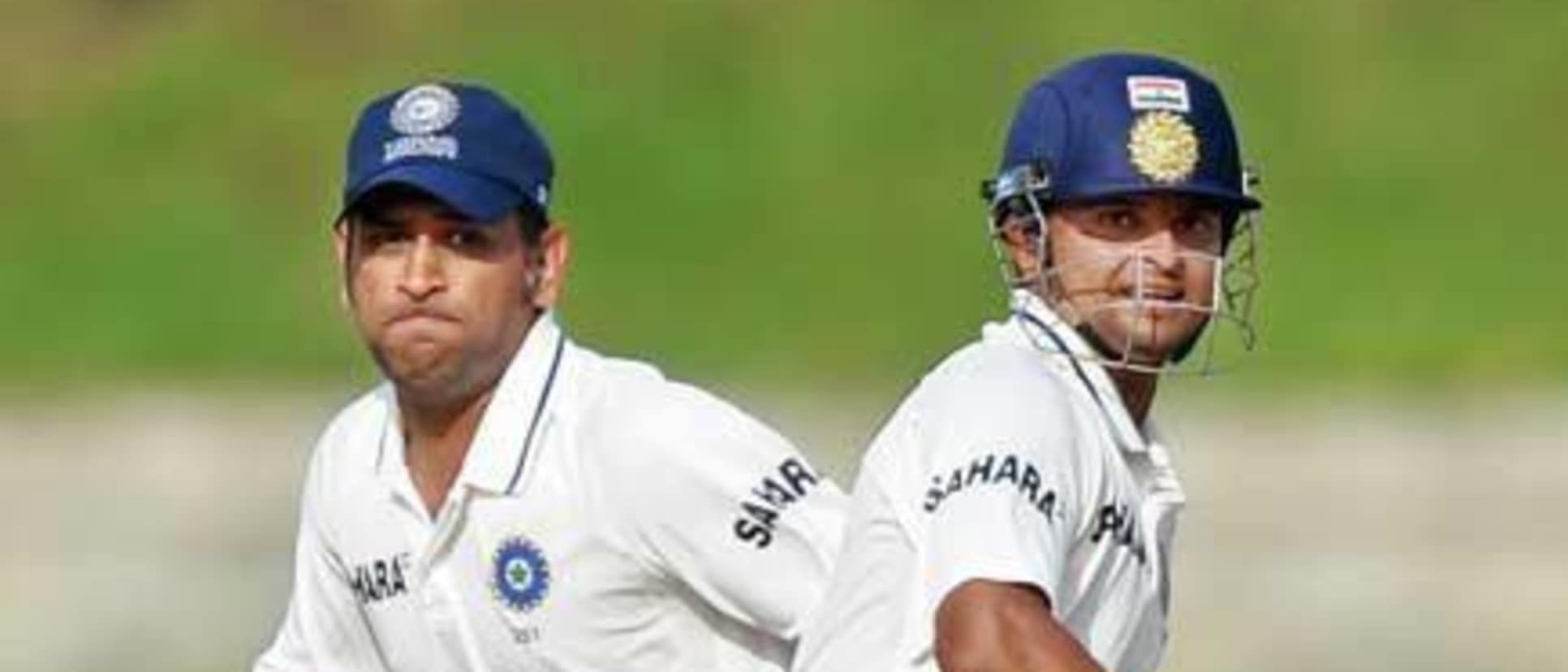 23853 dhoni_raina july9 2011