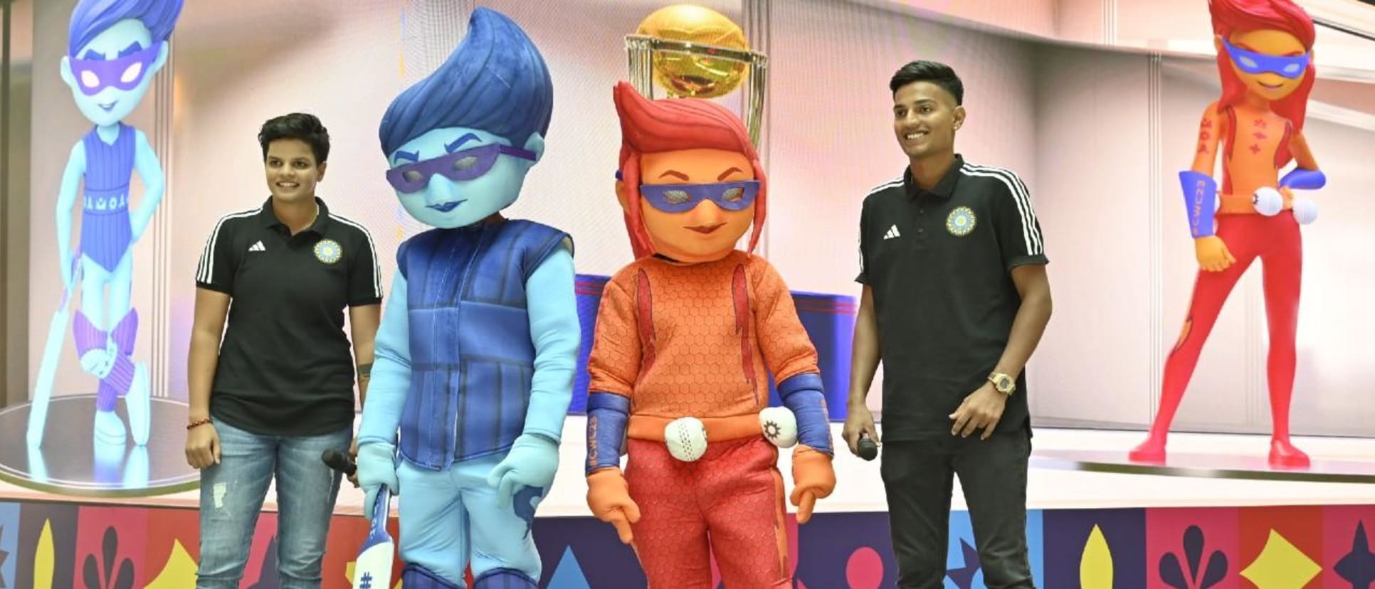 Mascots lead image