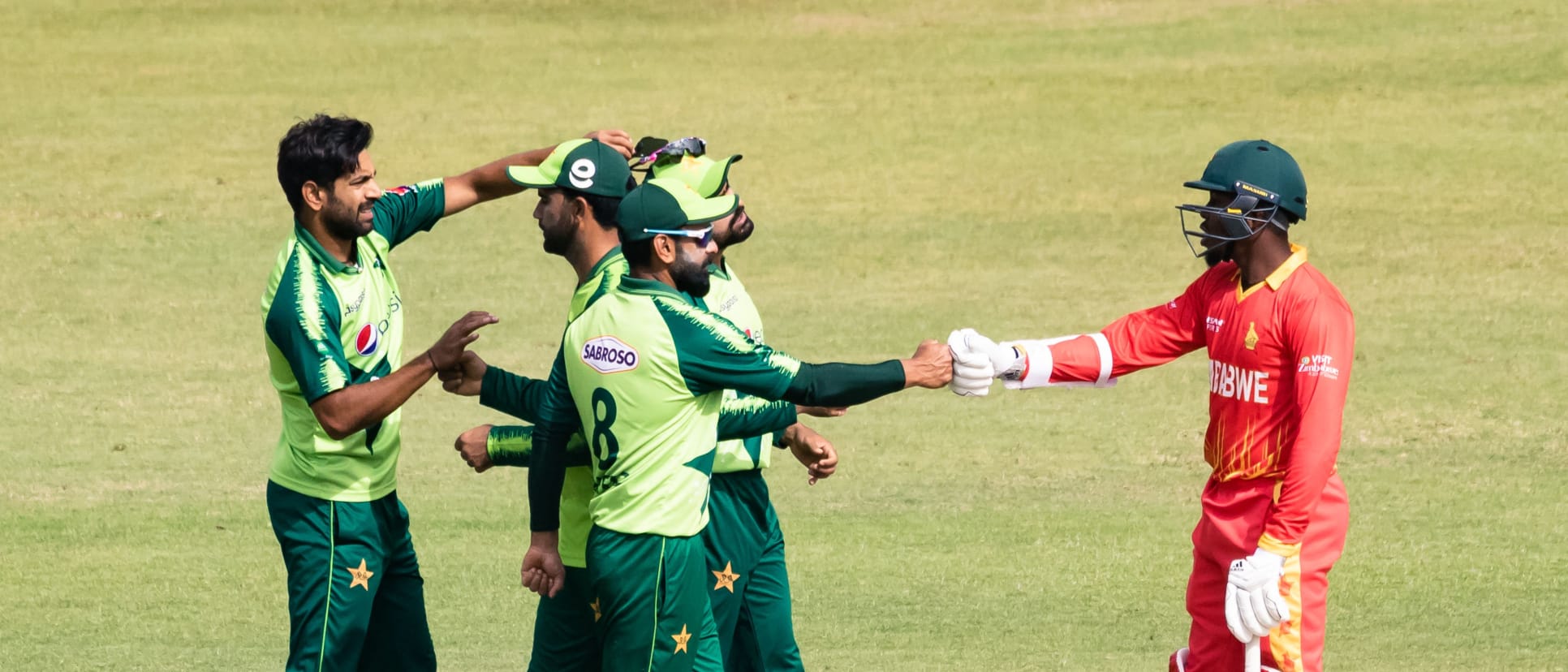 Pakistan, Zimbabwe