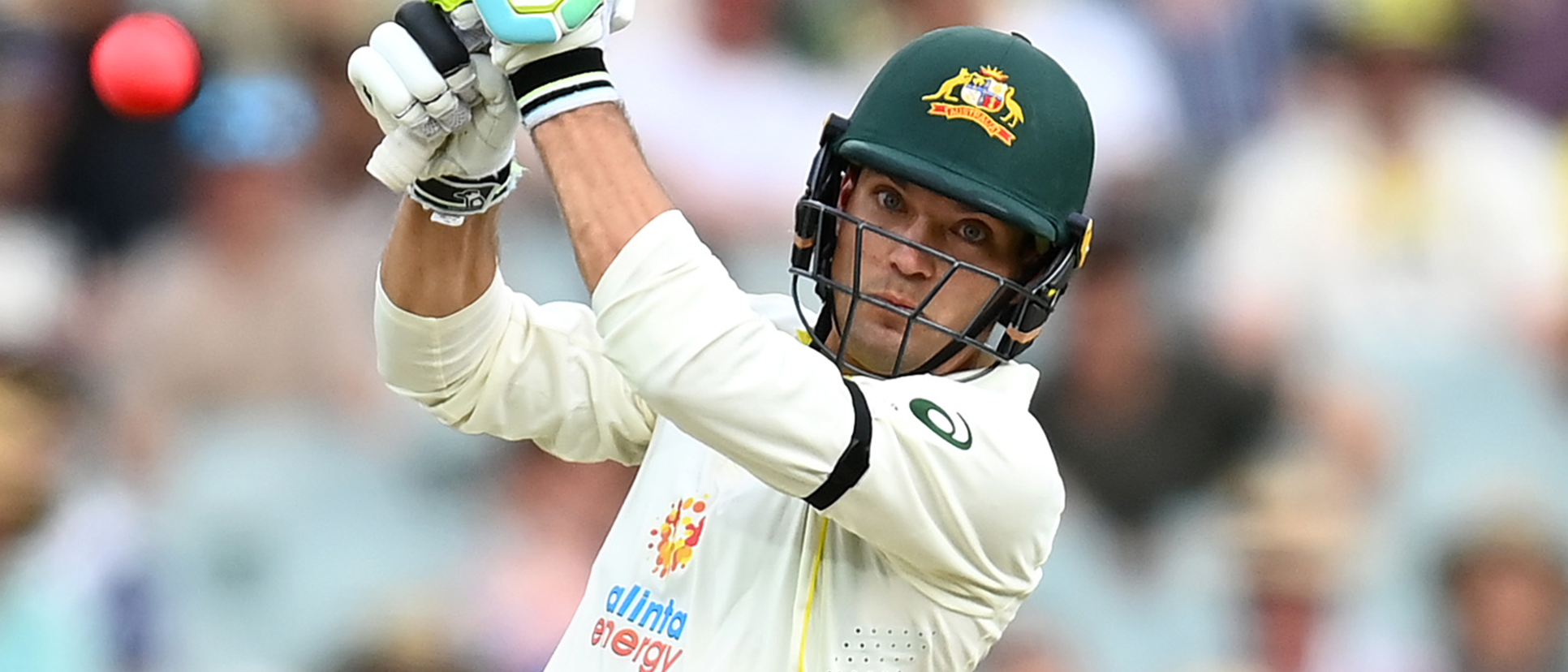 Alex Carey of Australia bats during day two of the Second Test match in the Ashes series between Australia and England 1920x1080