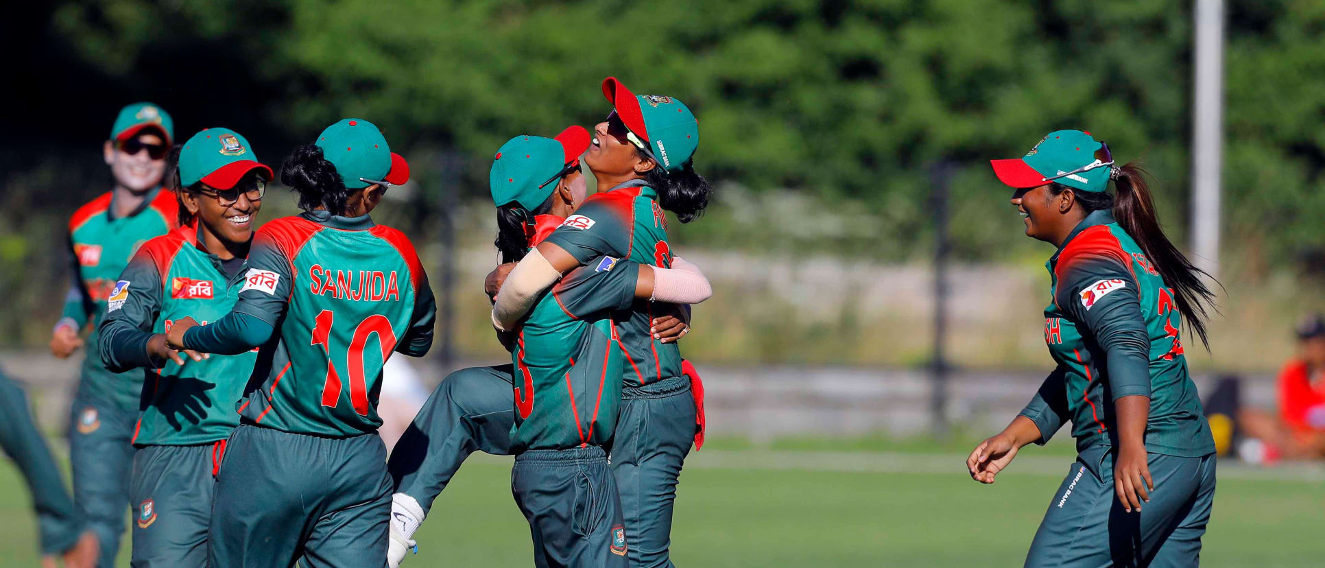 Bangladesh Players celebrate the win over Ireland,  Final, ICC Women's World Twenty20 Qualifier at Utrecht, Jul 14th 2018.