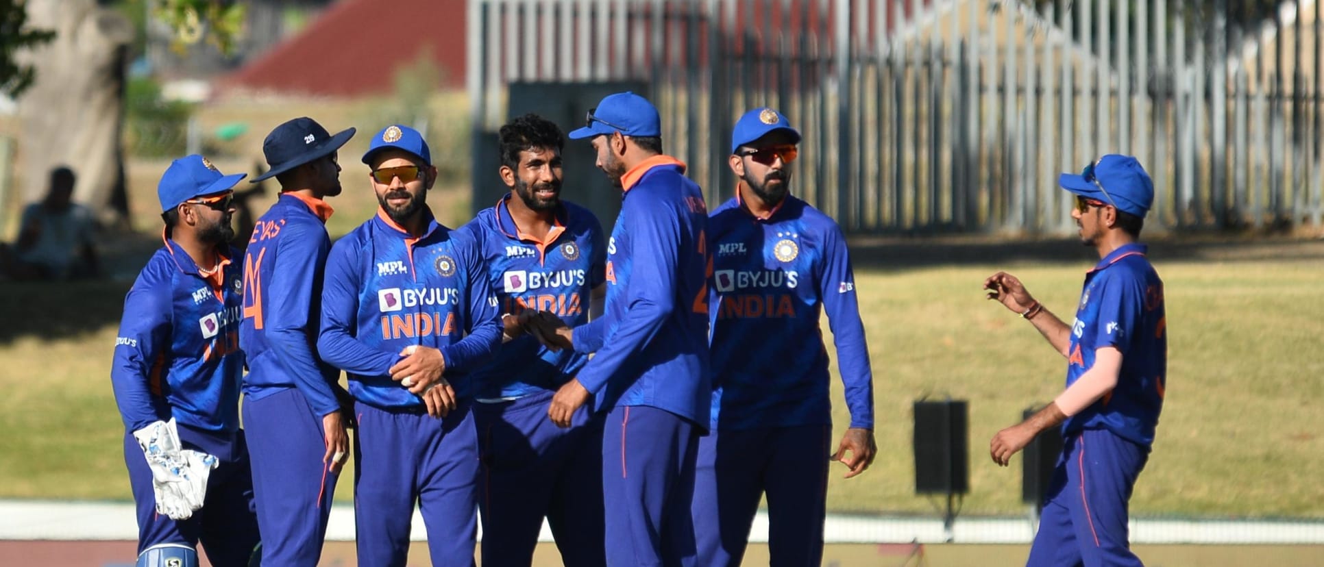 Jasprit Bumrah high five