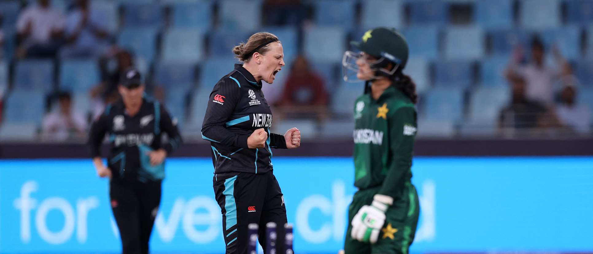 Pakistan and India bow out as New Zealand win to reach semis