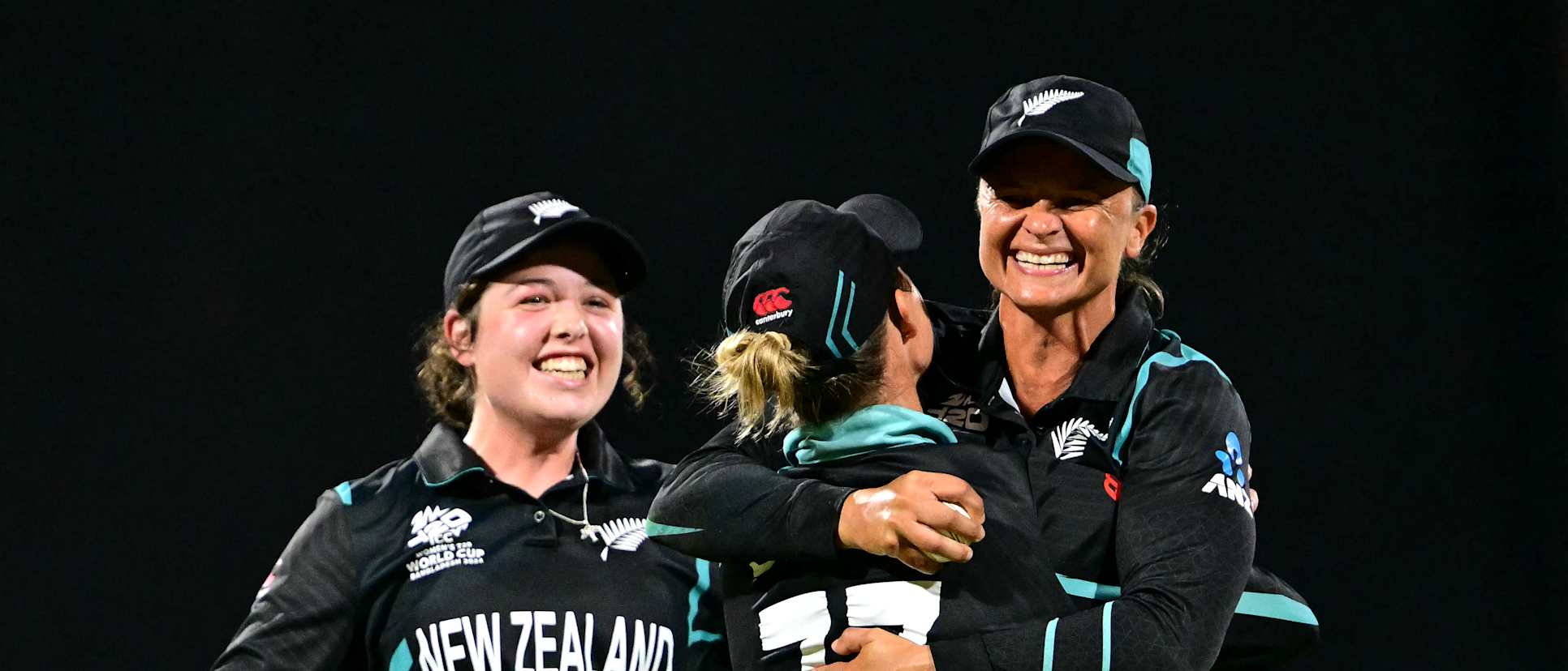 New Zealand triumph in thriller to reach T20 World Cup final
