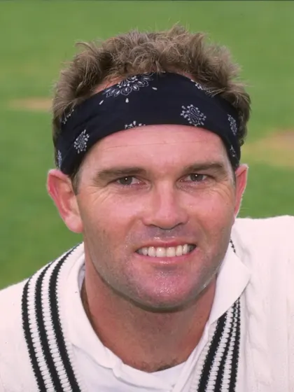 Greats honoured as New Zealand, England reveal trophy for future Tests