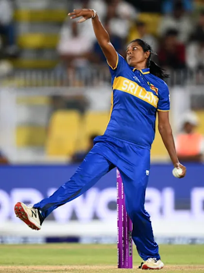 Inoka Ranaweera's fiery spell | Player Highlights | CWC25