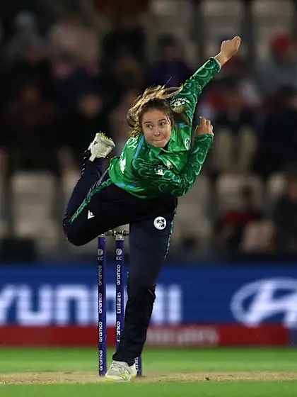 Cara Murray lands a huge blow | Women's T20WC 2026