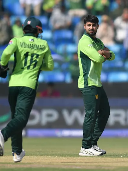 Abrar’s peach brings Pakistan first wicket | PAK v NZ | Champions Trophy 2025