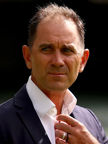 Justin Langer never spoke with England about coaching job