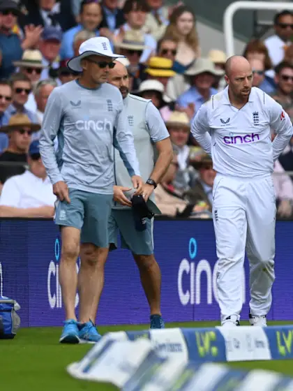 Leach withdraws from Lord's Test, replacement named