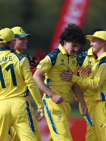 Pure bowling craft from Lachmund | U19 CWC 2026