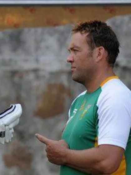 Pressure nullifies India's home advantage: Kallis