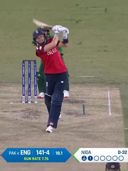 WT20WC: Nissan POTD – Knight's straight six