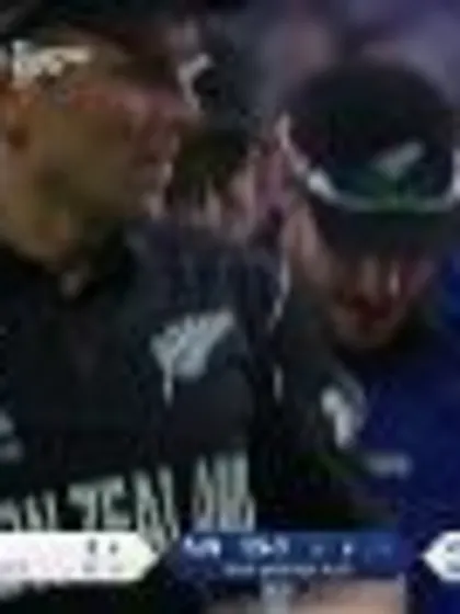 RAIN DELAY: Rain delays Australian chase