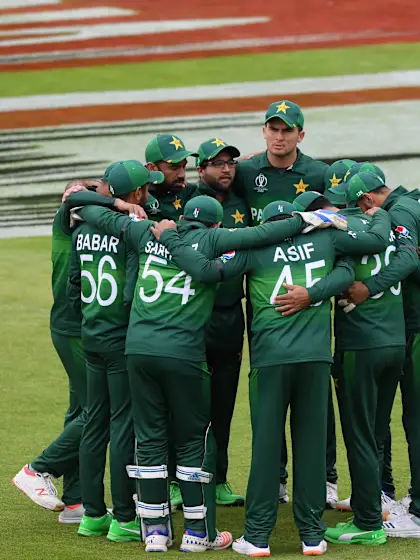 Pakistan, South Africa meet in must-win match
