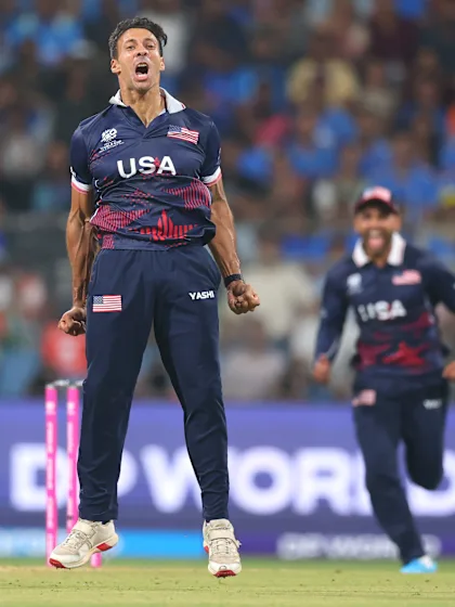 Every Shadley van Schalkwyk wicket from Group stage | T20WC 2026