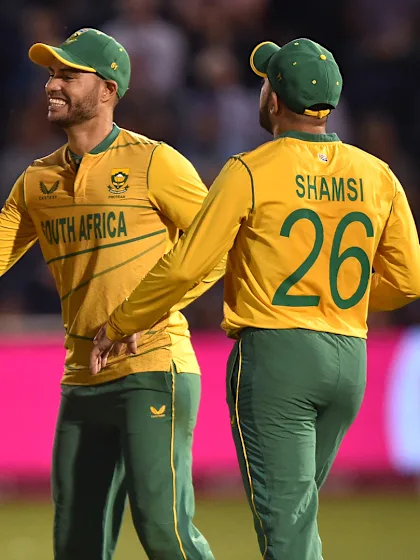 Injury blow for South Africa with key quick hurting ankle