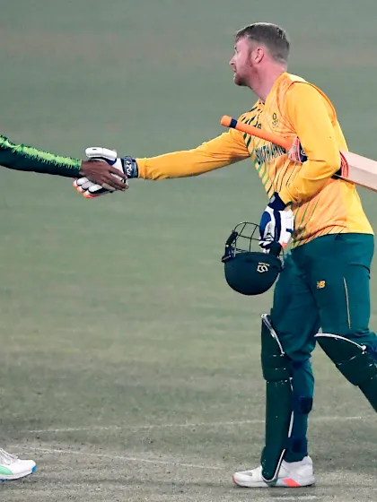 South Africa beat Pakistan to take series to a decider
