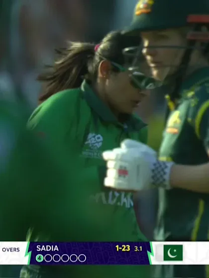 Sophie Molineux - Wicket - Australia vs Pakistan