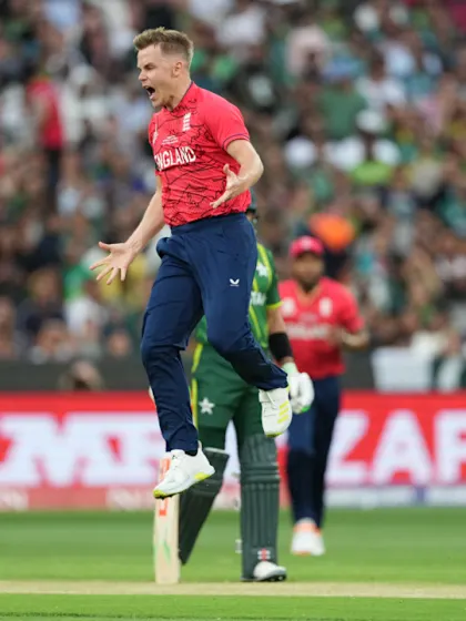 Logo of Curran gets big wicket of Masood as England dominate | T20WC 2022