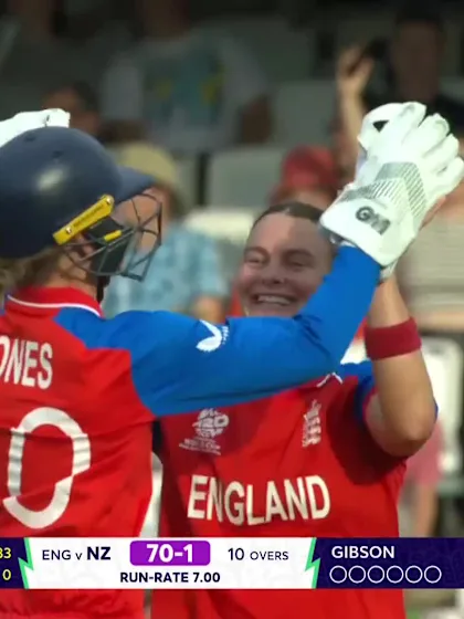 Amelia Kerr - Wicket - England vs New Zealand