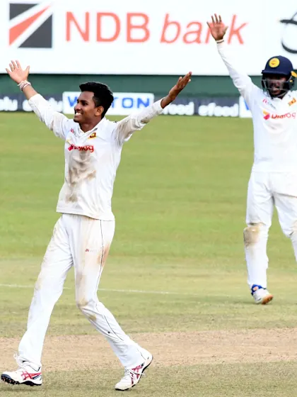 Jayawickrama's dream debut blunts Bangladesh on moving day