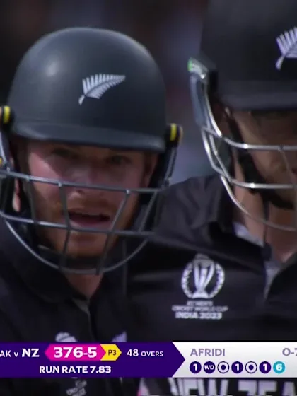 Glenn Phillips - Six - New Zealand vs Pakistan