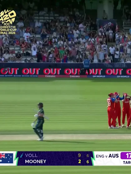 Georgia Voll - Wicket - England vs Australia