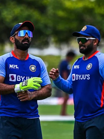Adam Gilchrist weighs in on Dinesh Karthik-Rishabh Pant debate