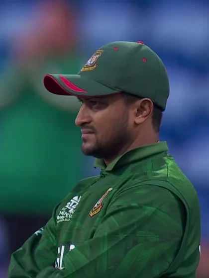 SIX: Paul van Meekeren | T20WC 2022