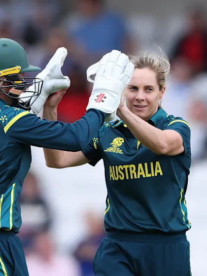 Sophie Molineux removes Nigar Sultana | Women's T20WC 2026 