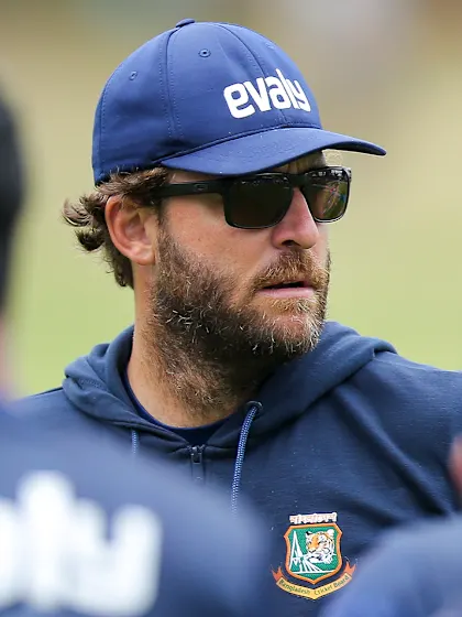 Kiwi great among two new Australia assistant coaches