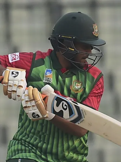 Shakib back to lead Bangladesh in first T20I