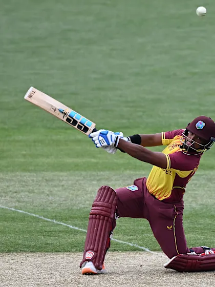 Logo of SIX: Nicholas Pooran clubs one into the crowd | T20WC 2022