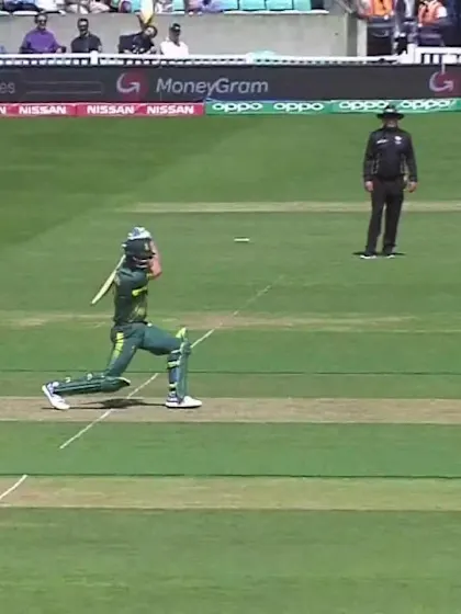 WICKET: Chris Morris run-out courtesy a direct hit by Tharanga