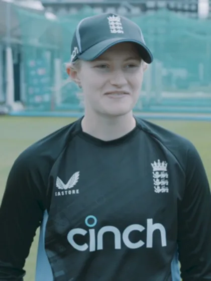 Charlie Dean – England’s star in the making | 100% Cricket