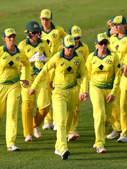 Perry, Healy progress in rankings as Australia seal World Cup berth