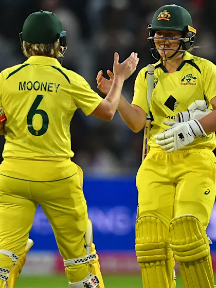 Australia close in on Women's Ashes after first T20I victory