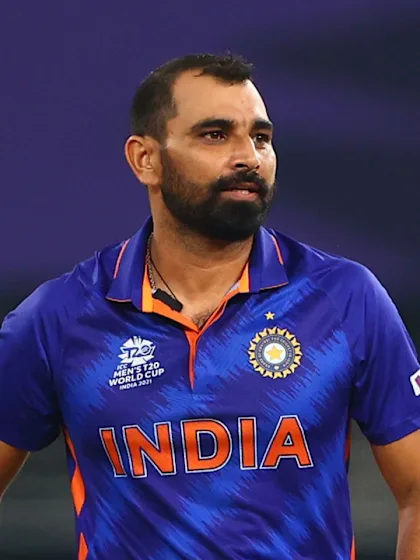 Mohammad Shami removes the dangerous George Munsey