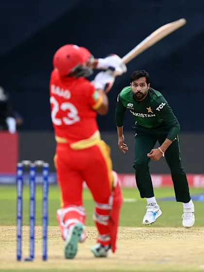 Amir fires Pakistan to victory against Canada in crucial Group A clash
