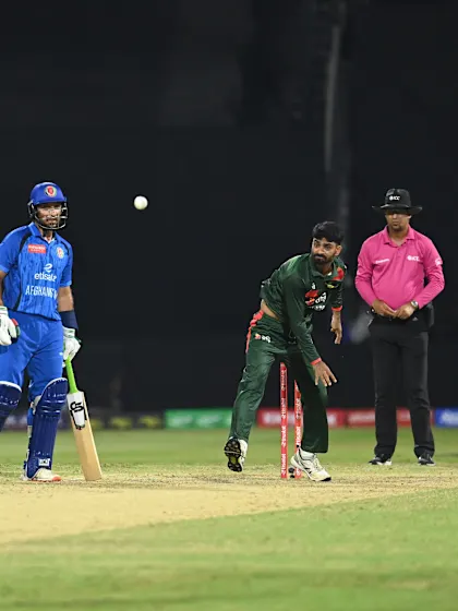 Bangladesh spinner reported for suspect bowling action