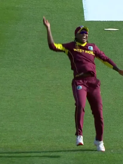 Logo of WICKET: Dunkley pulls straight to Henry
