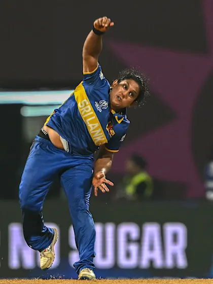 Athapaththu wins it for Sri Lanka in the final over | CWC25